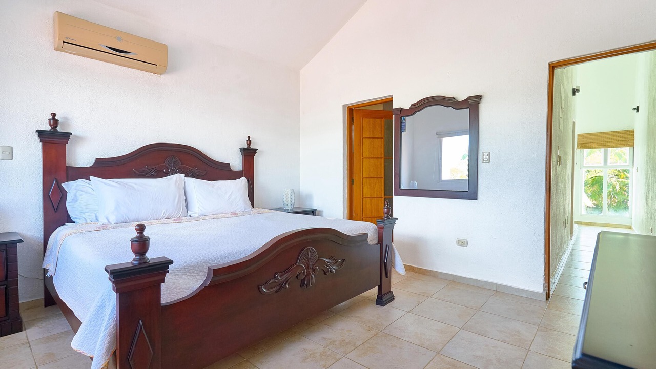 Photo of Bedroom in Villas Del Mar
