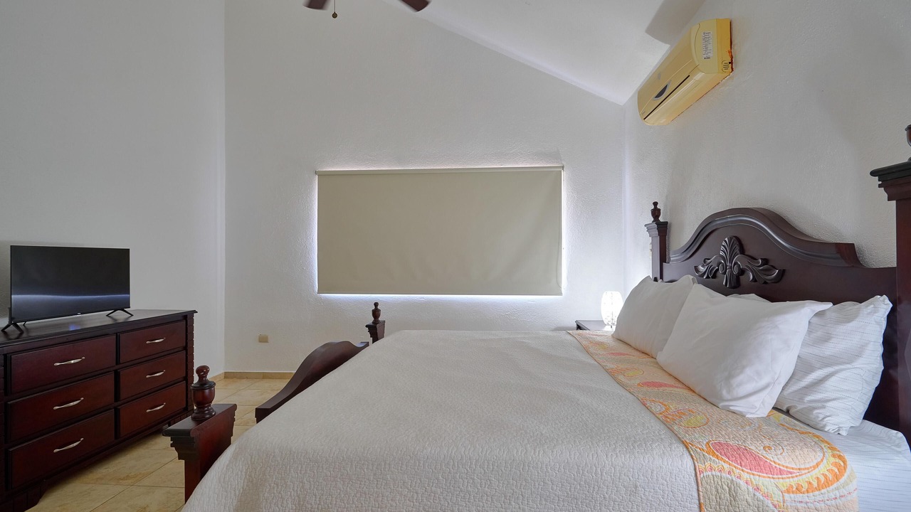 Photo of Bedroom in Villas Del Mar