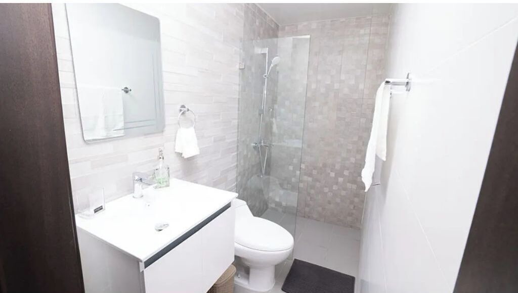 Photo of Bathroom in Yolanda Morales