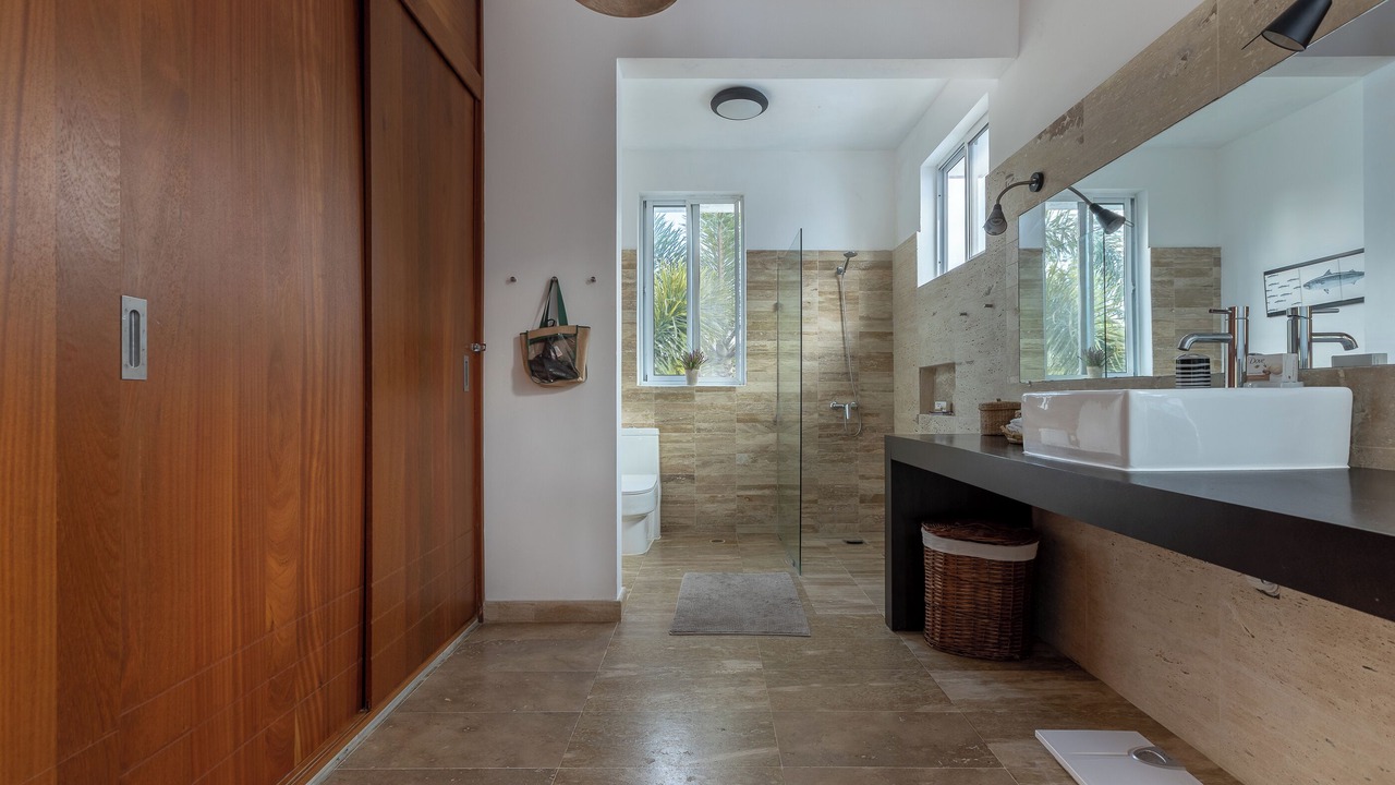 Photo of Bathroom in Portillo