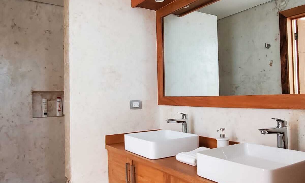 Photo of Bathroom in El Callejon