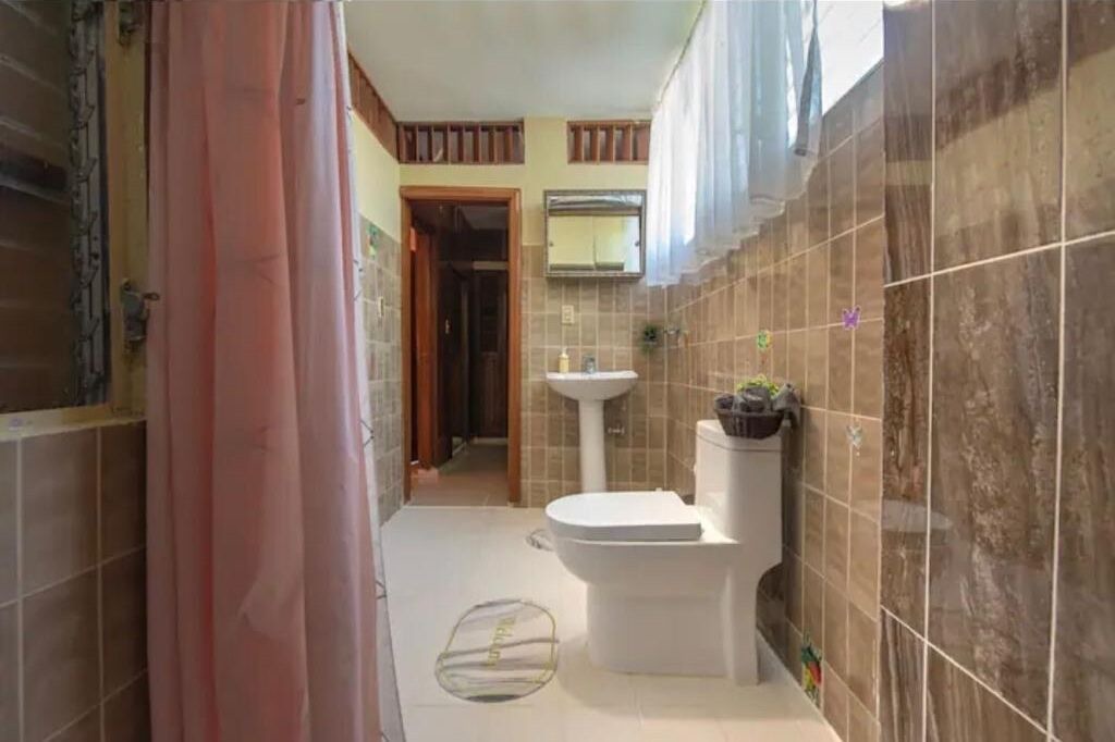Photo of Bathroom in Bani