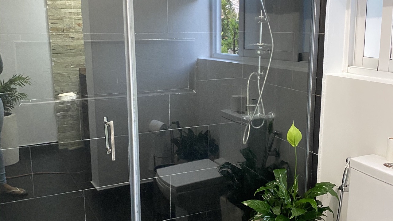 Photo of Bathroom in Llanos de Gurabo I