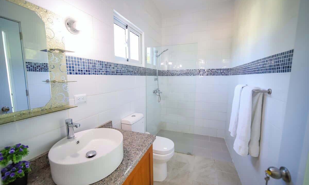 Photo of Bathroom in Urbanizacion Tavarez