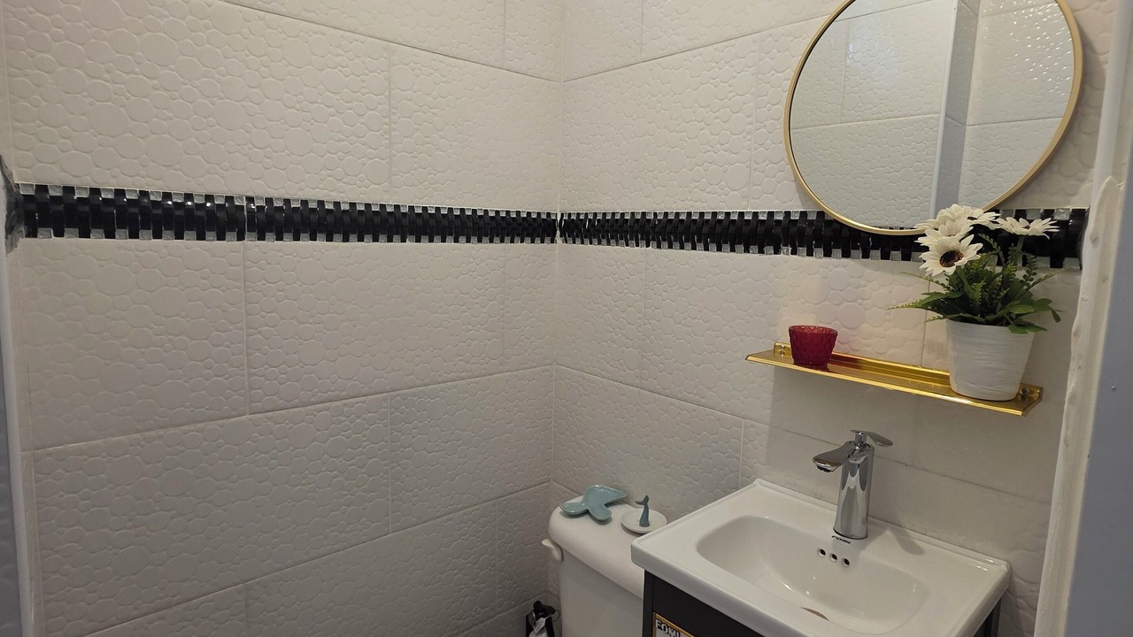 Photo of Bathroom in Guaricano