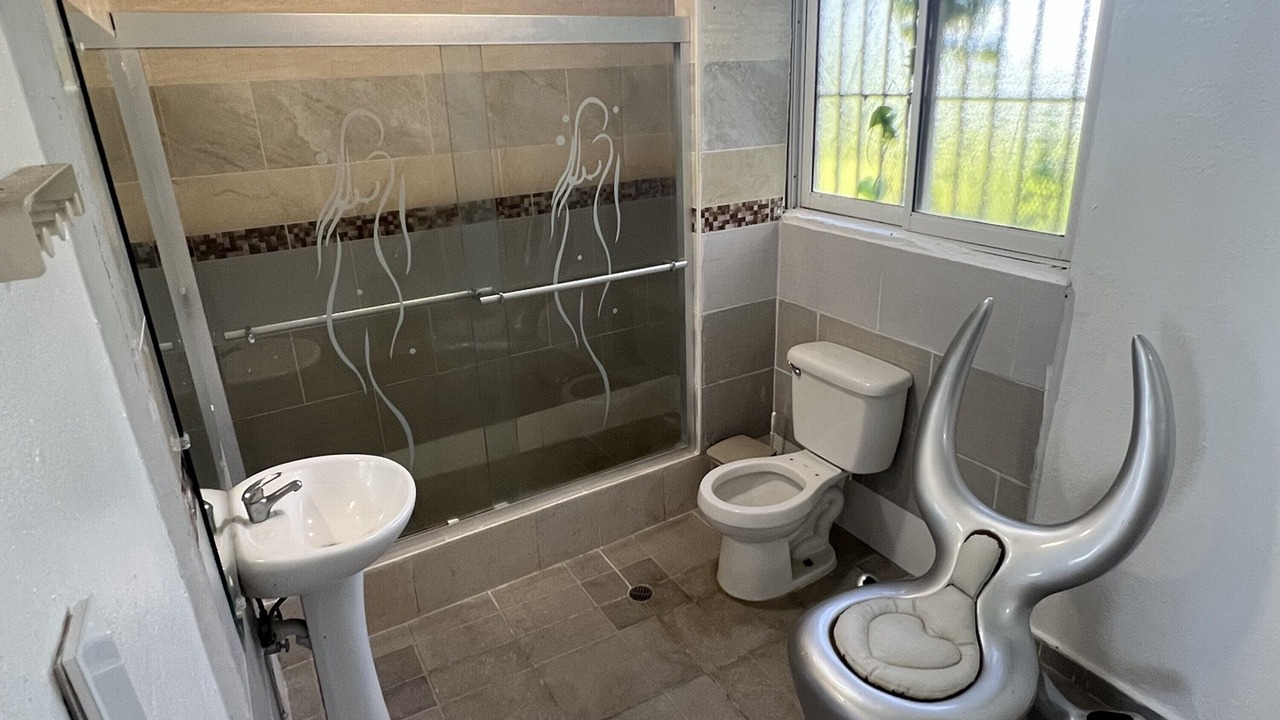 Photo of Bathroom in Los Alcarrizos