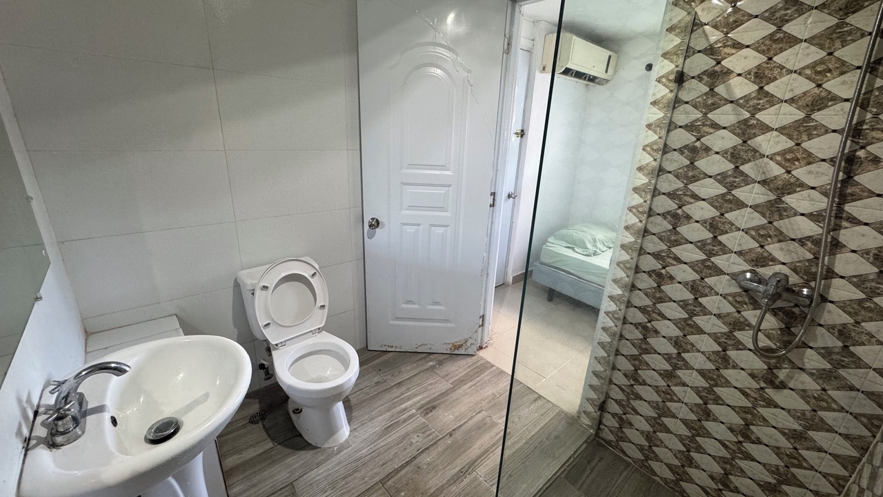 Photo of Bathroom in Los Alcarrizos
