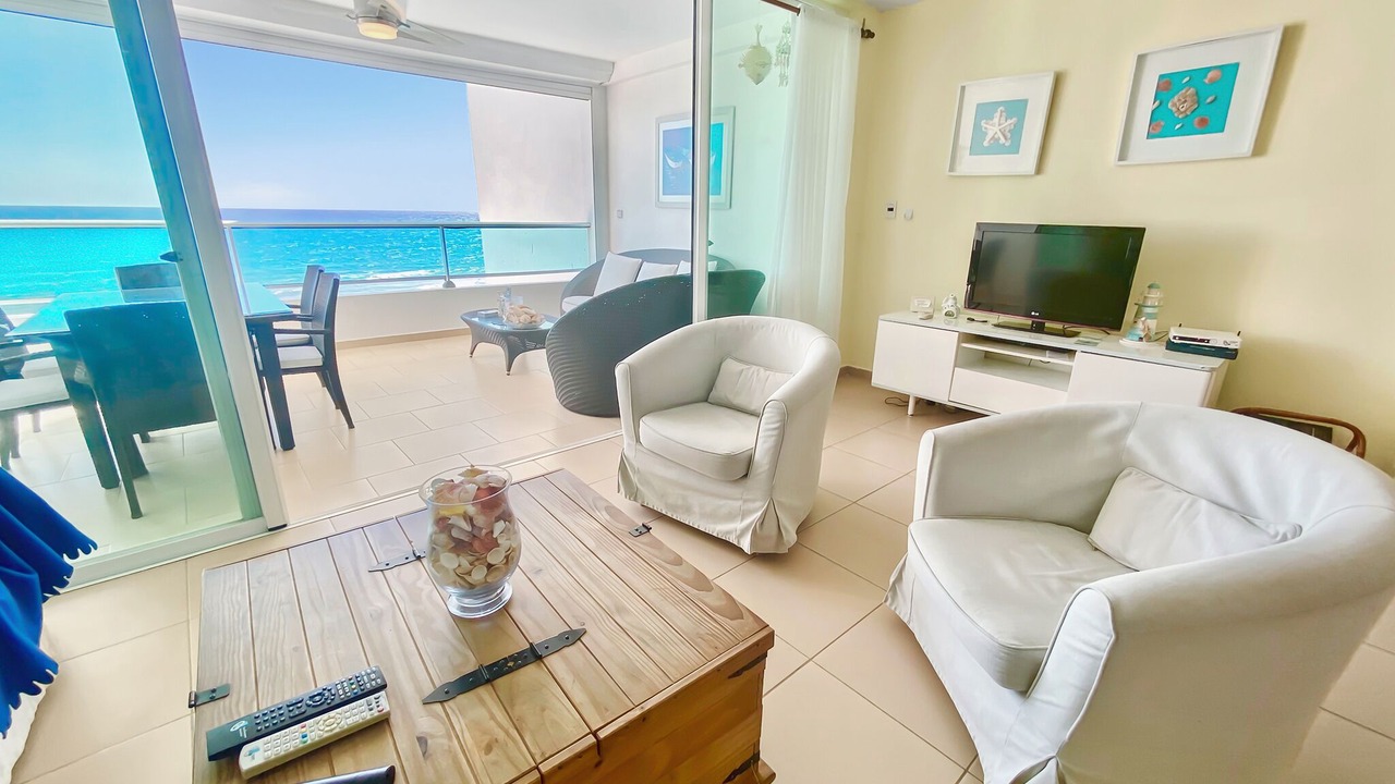 Photo of Livingroom in Villas Del Mar