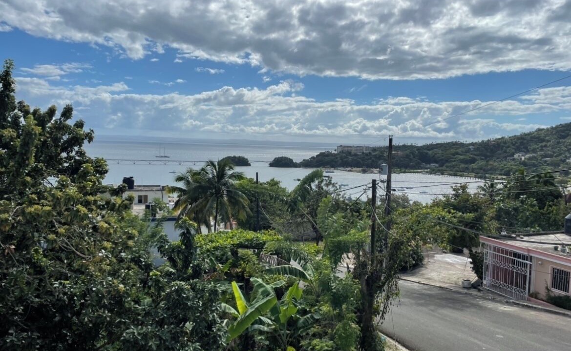 Photo of Others in Samana