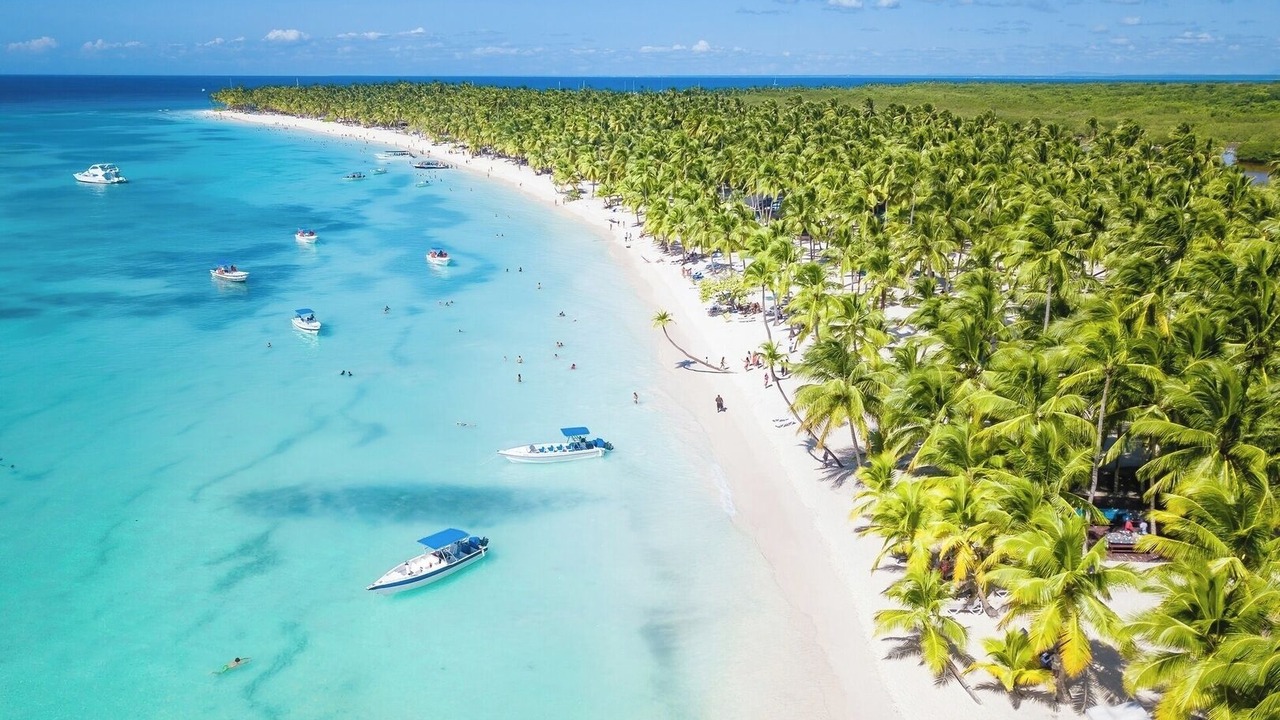 Photo of Others in Dominicus