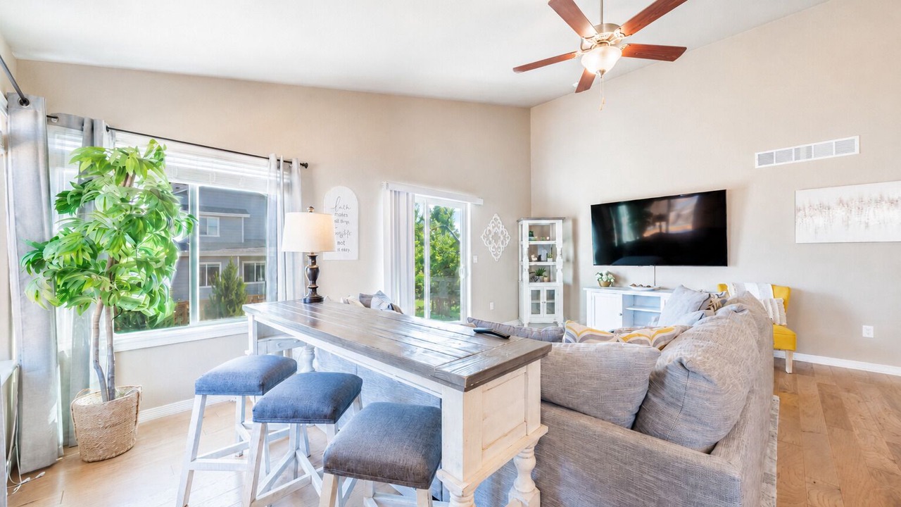 Photo of Livingroom in Longmont