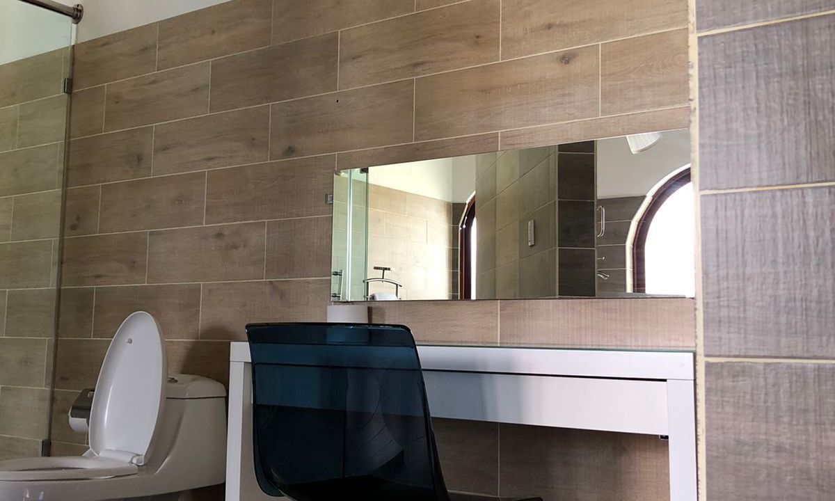 Photo of Bathroom in Los Cerros