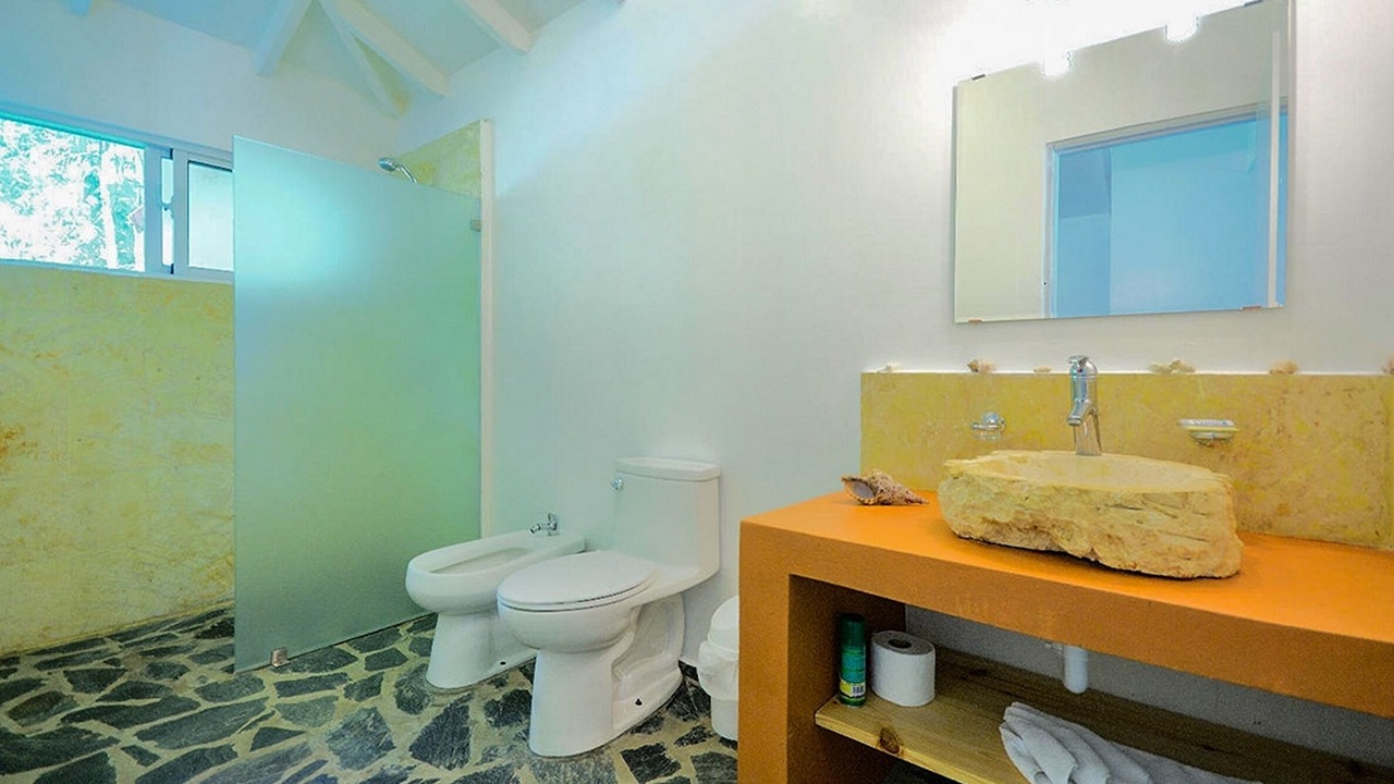 Photo of Bathroom in Urbanizacion Tavarez