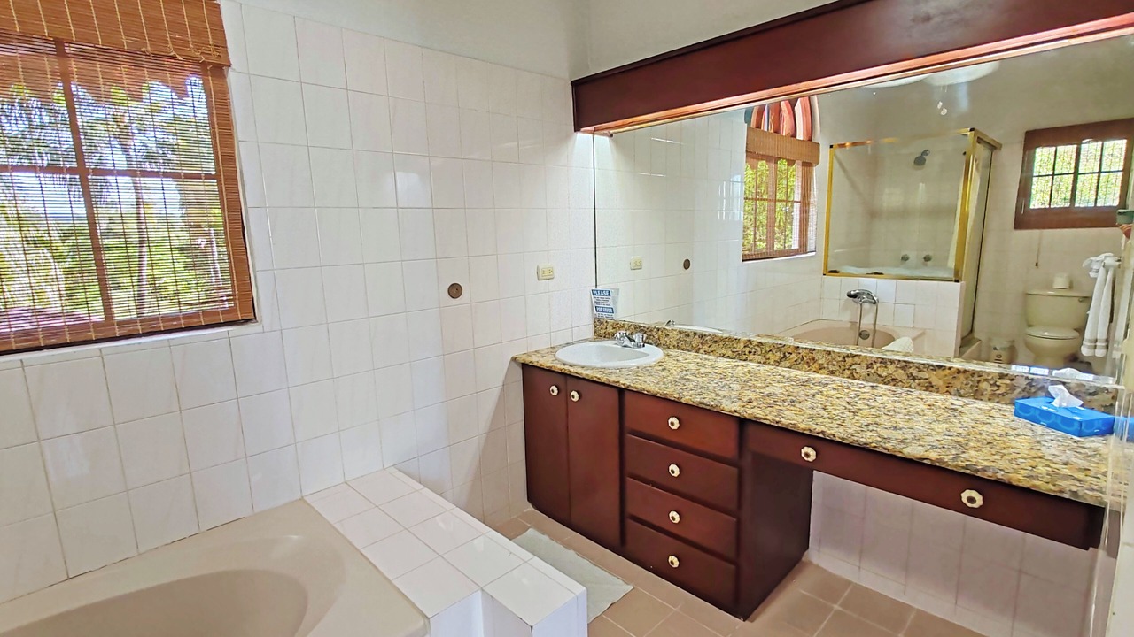 Photo of Bathroom in Playa Chiquita