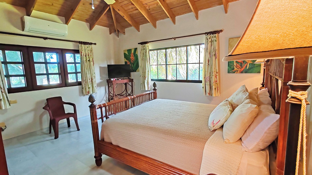 Photo of Bedroom in Playa Chiquita