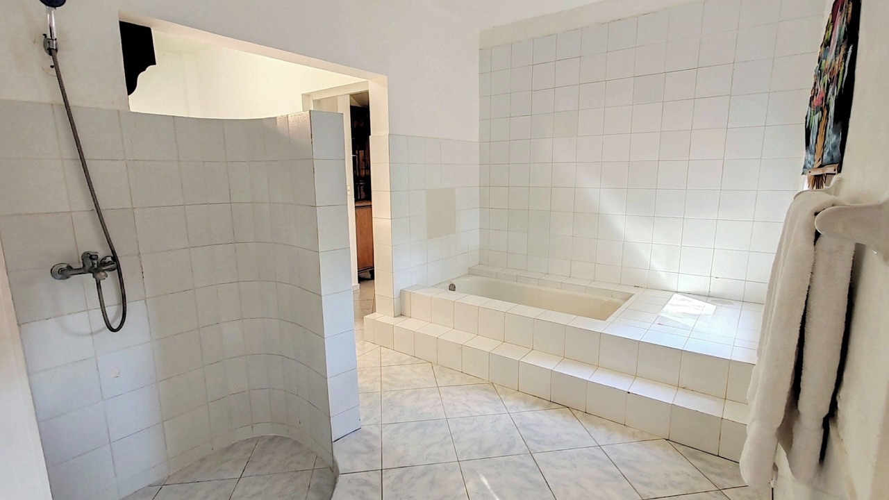 Photo of Bathroom in La Esplanada