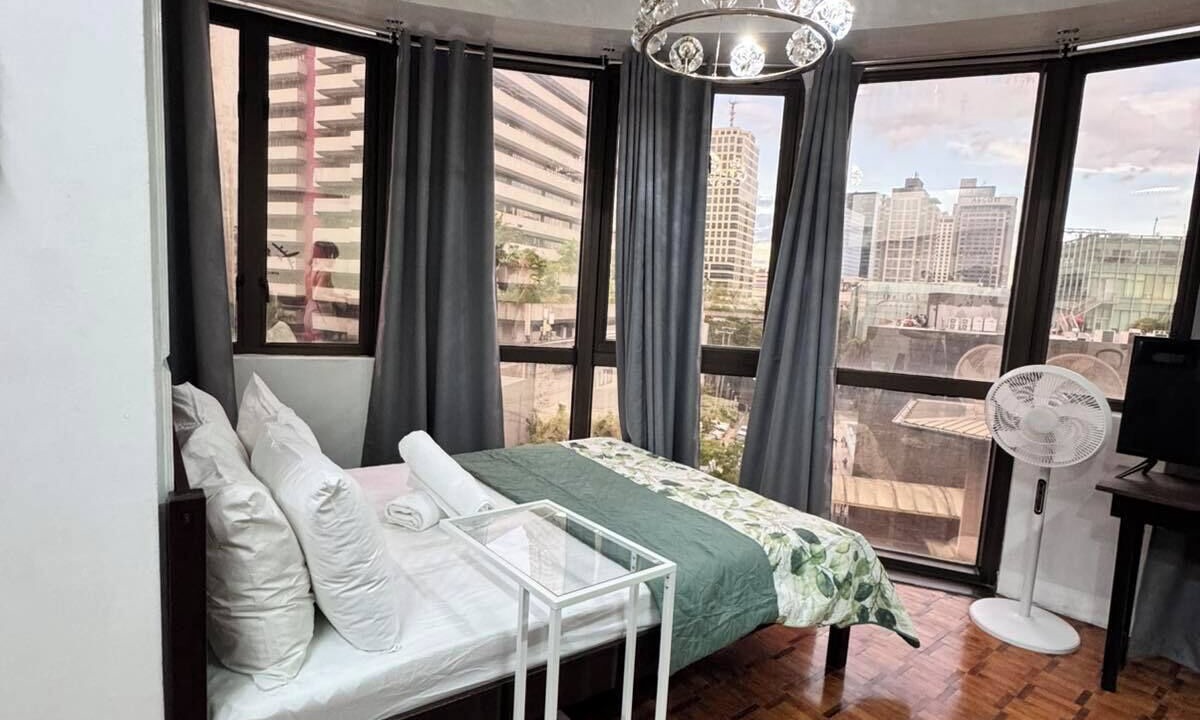 Photo of Bedroom in Legazpi Village