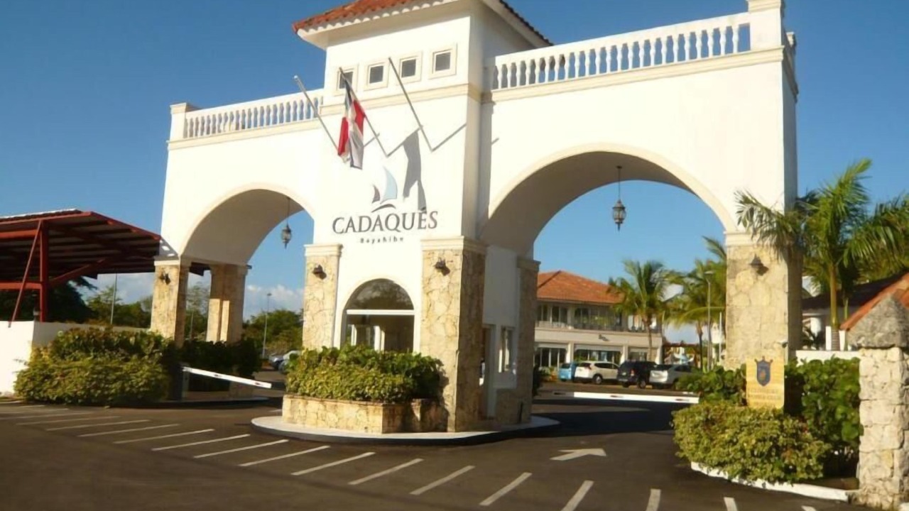 Photo of Others in Dominicus