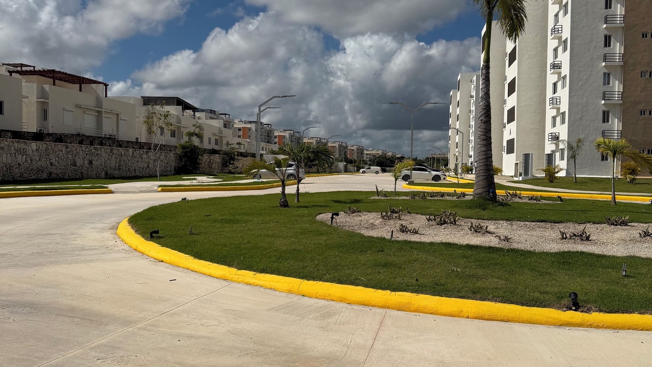 Photo of Outdoor in Veron