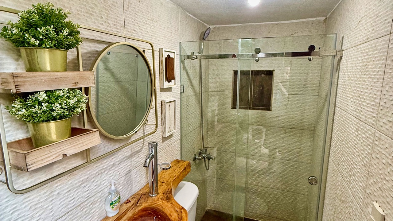 Photo of Bathroom in La Joya