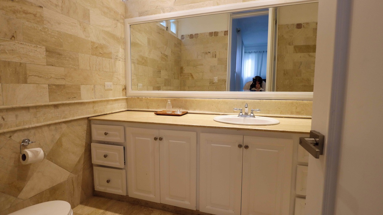 Photo of Bathroom in Las Lomas