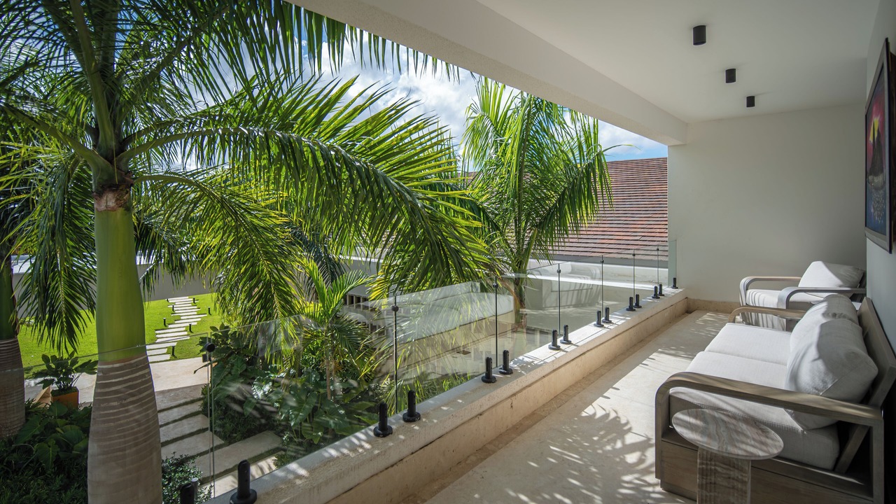 Photo of Patio Balcony in Los Altos