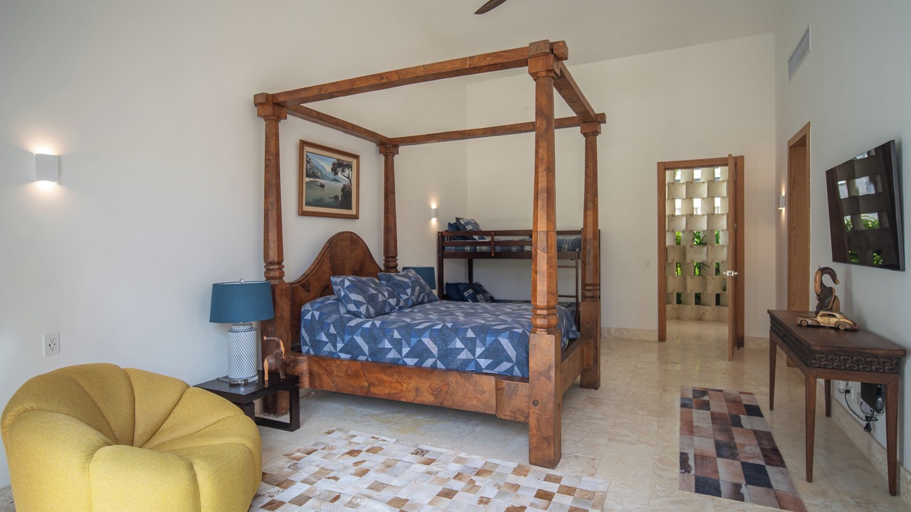 Photo of Bedroom in Los Altos
