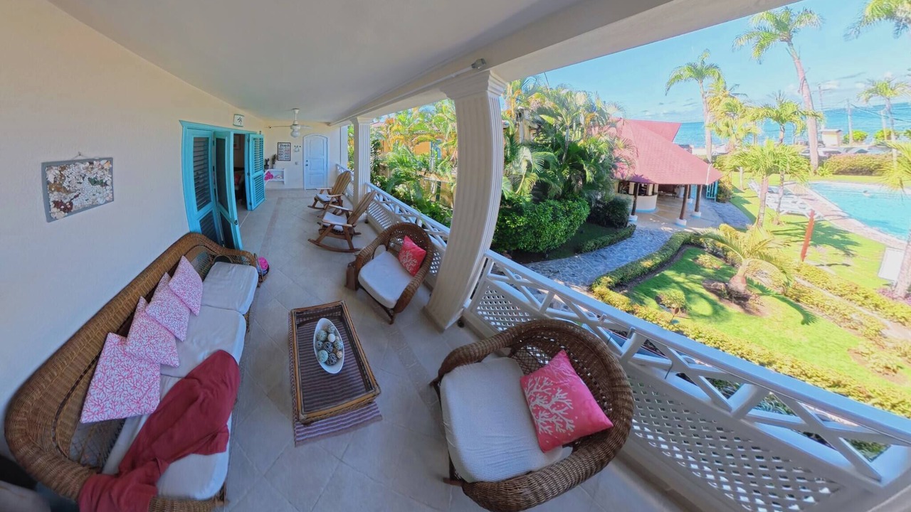 Photo of Patio Balcony in La Iglesia
