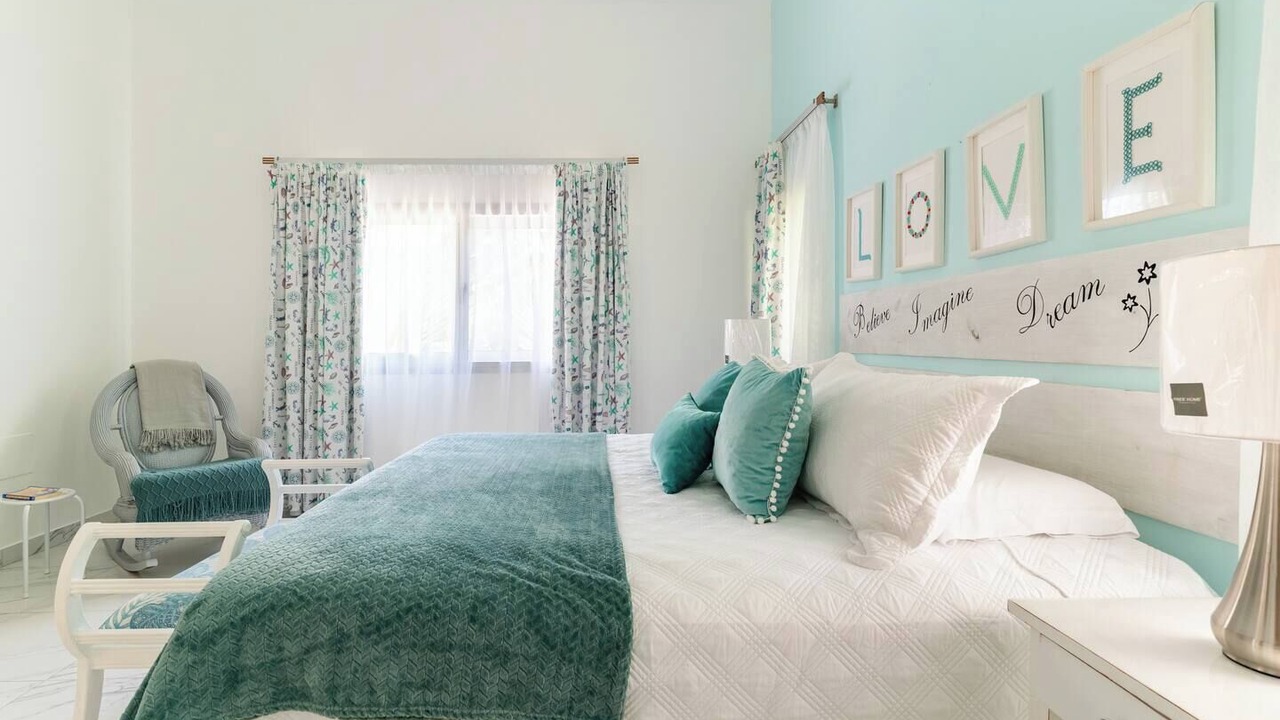 Photo of Bedroom in Veron