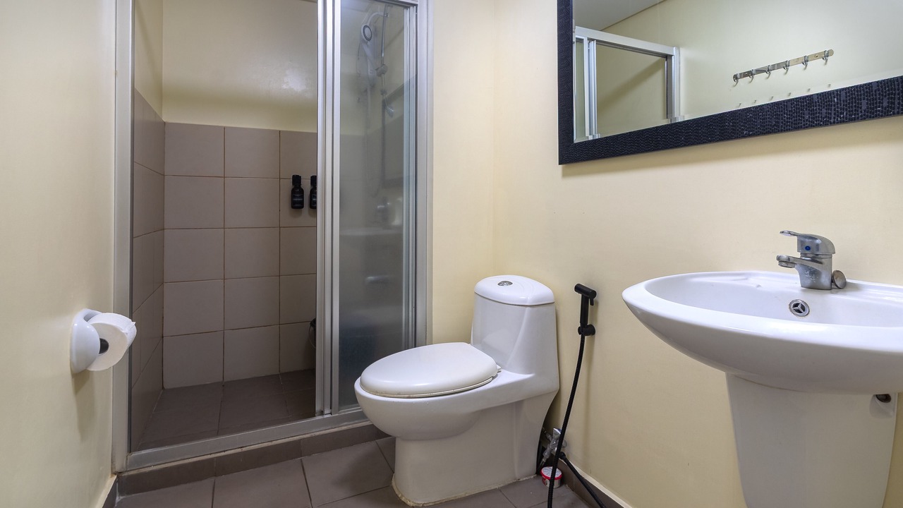Photo of Bathroom in Silang Junction South