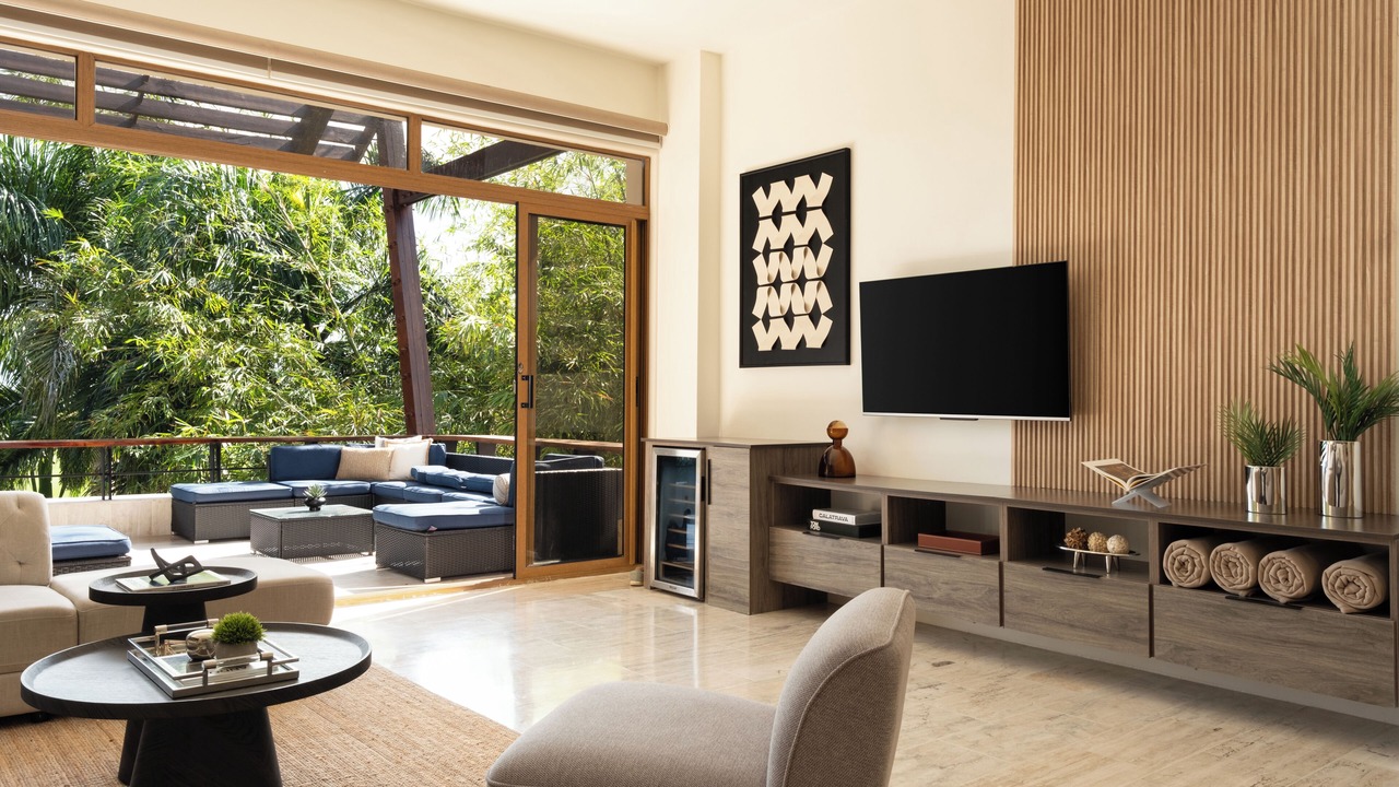 Photo of Livingroom in Los Altos