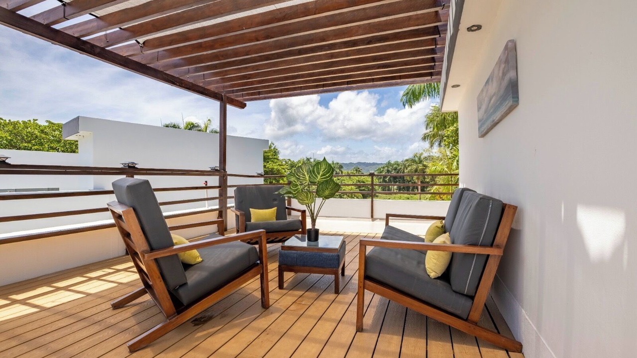 Photo of Patio Balcony in ProCab