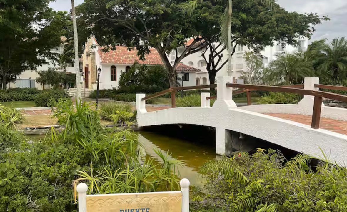 Photo of Outdoor in Dominicus