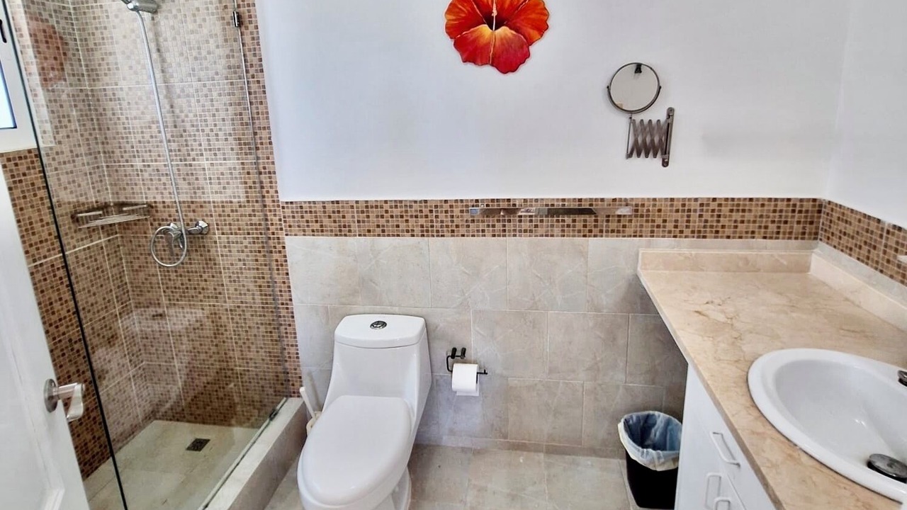 Photo of Bathroom in Veron