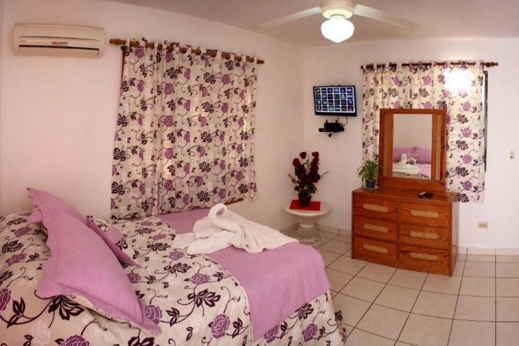 Photo of Bedroom in Playa Chiquita