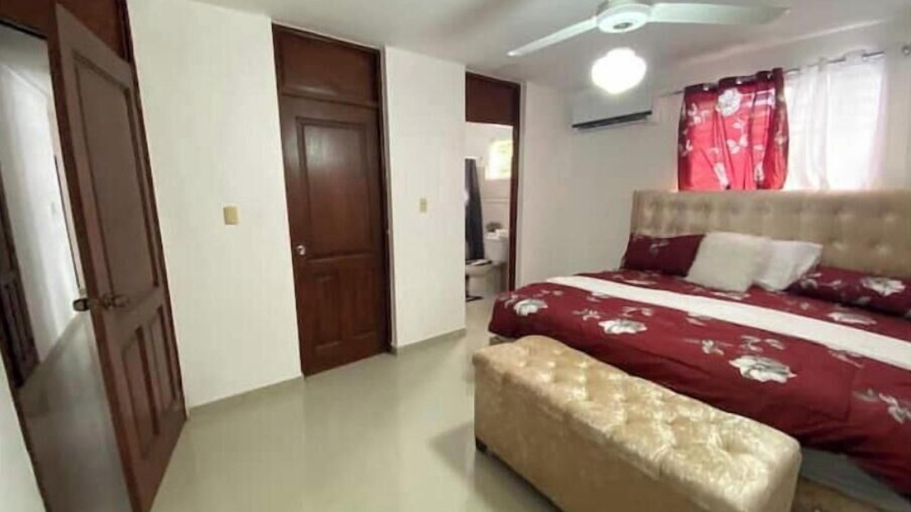 Photo of Bedroom in Villa Mella