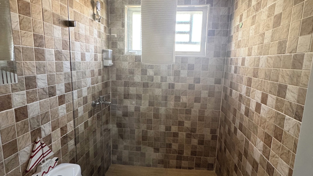 Photo of Bathroom in Veron