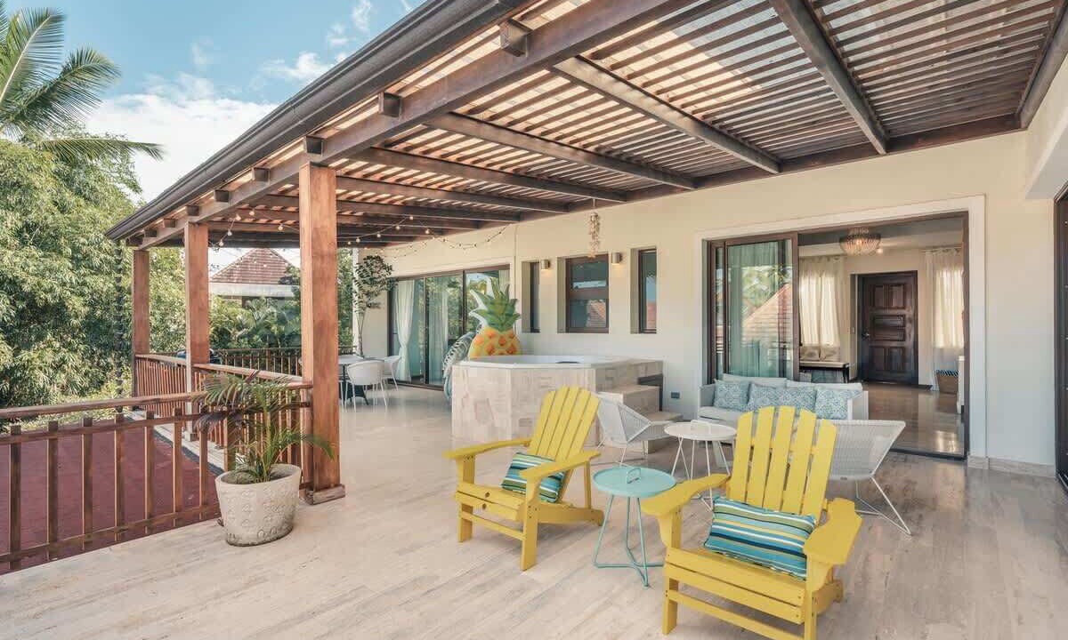 Photo of Patio Balcony in La Iglesia