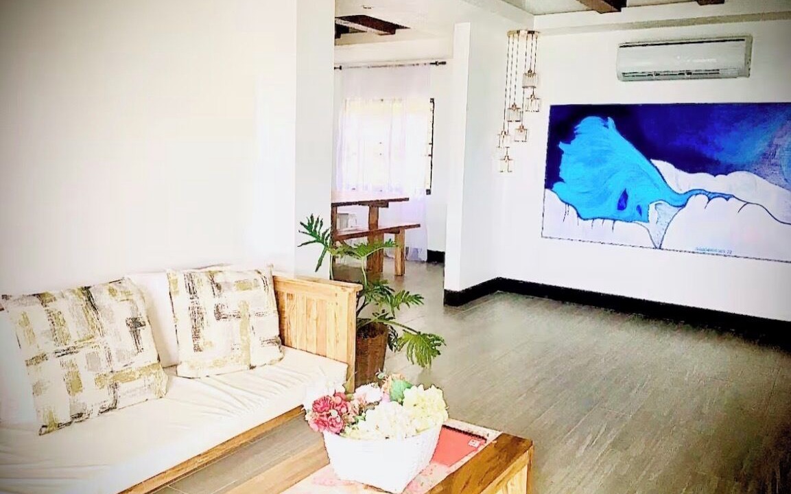 Photo of Livingroom in Lila