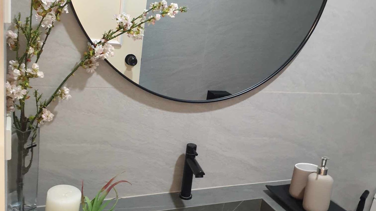 Photo of Bathroom in Malamig