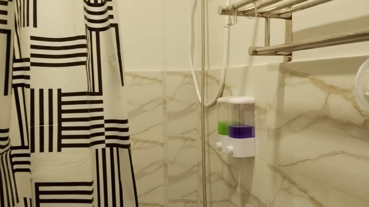 Photo of Bathroom in East Bajac-Bajac