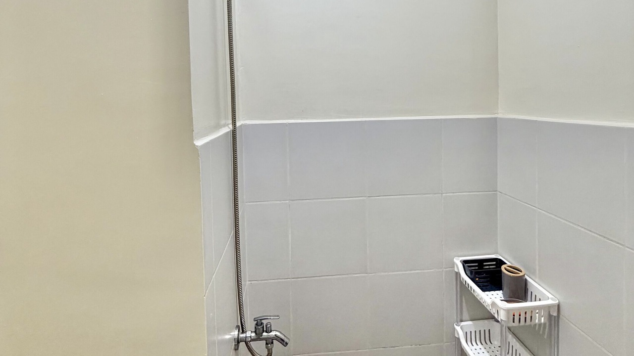 Photo of Bathroom in Highway Hills