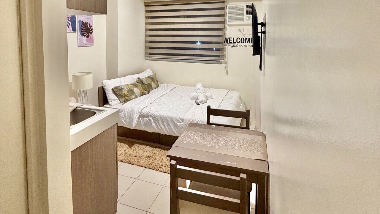 Photo of Bedroom in Highway Hills
