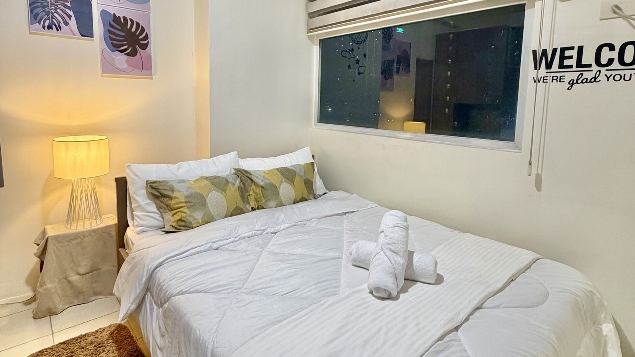 Photo of Bedroom in Highway Hills