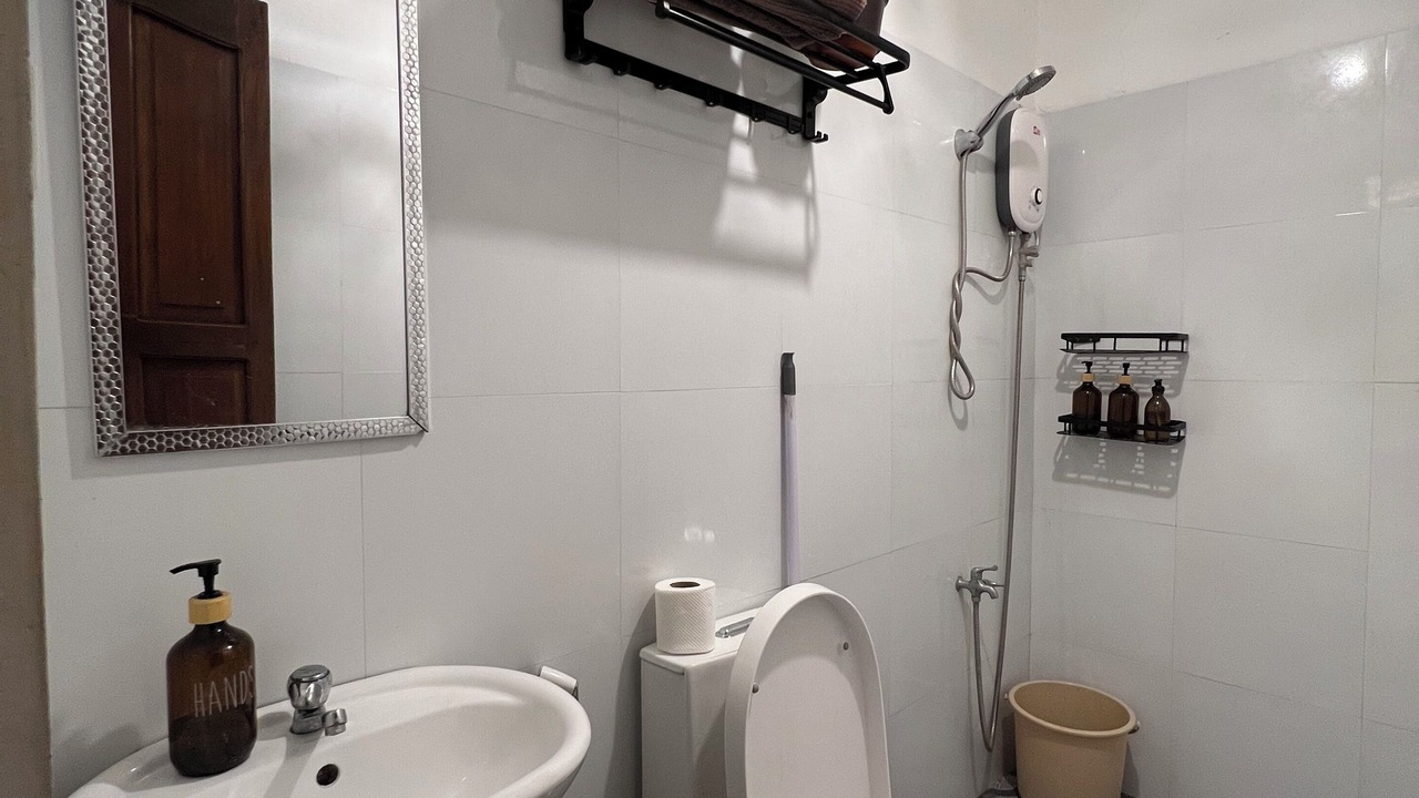 Photo of Bathroom in Catangnan