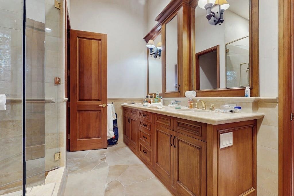 Photo of Bathroom in West End