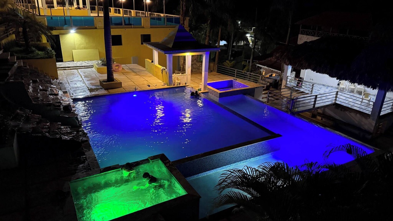 Photo of Outdoor in Pedro Brand