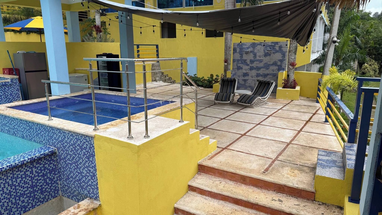 Photo of Outdoor in Pedro Brand