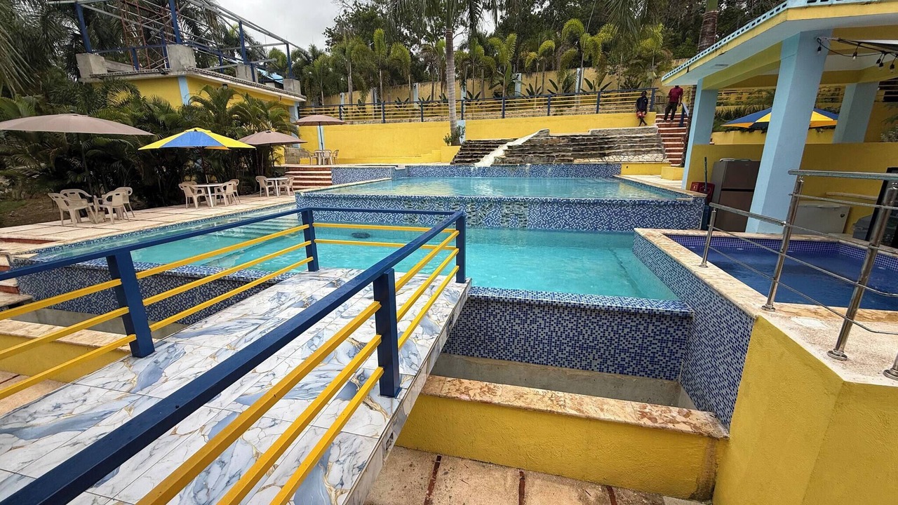 Photo of Outdoor in Pedro Brand