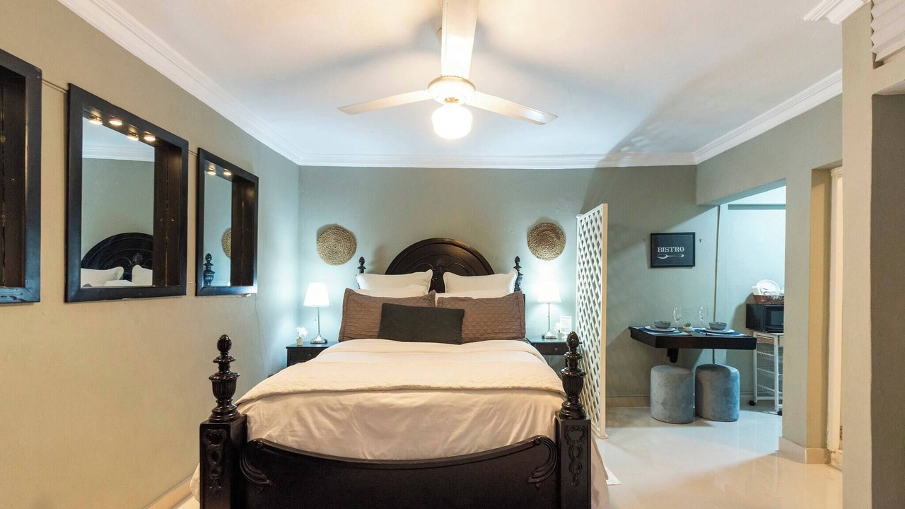 Photo of Bedroom in Alma Rosa